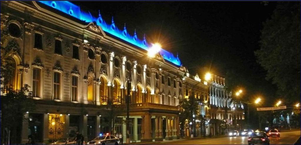 Evrika Apartments On Rustaveli Avenue Tbilisi Bagian luar foto